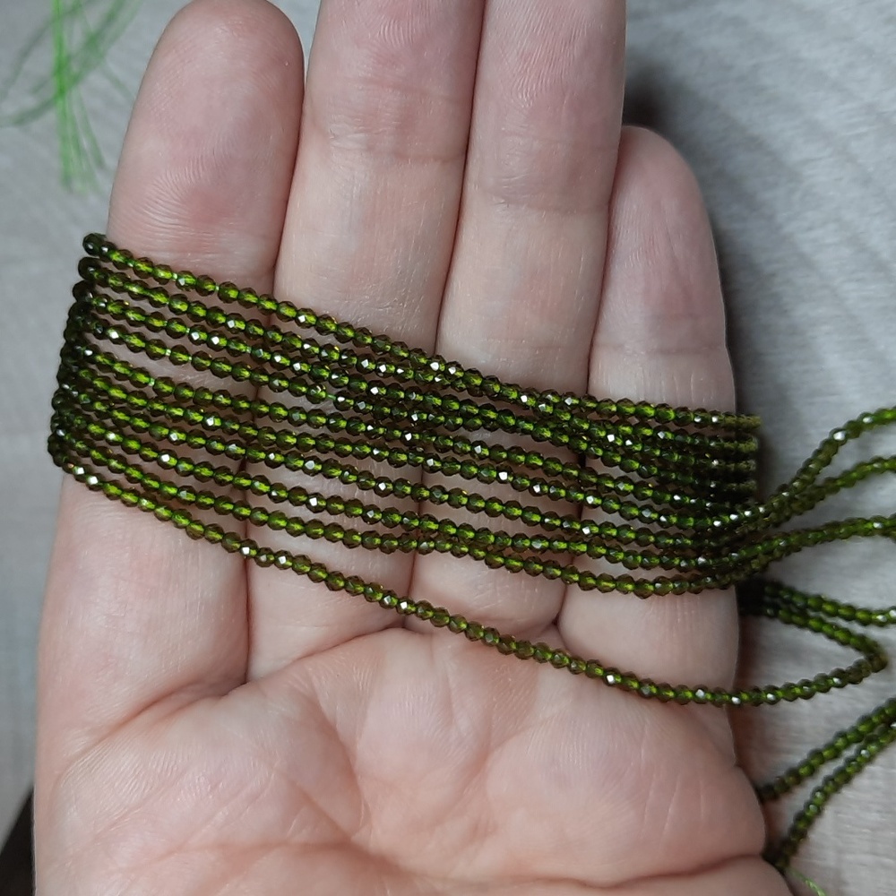 2mm Olivine Chinese Faceted Hydro Crystal 14in Strands - Picture 3 of 3